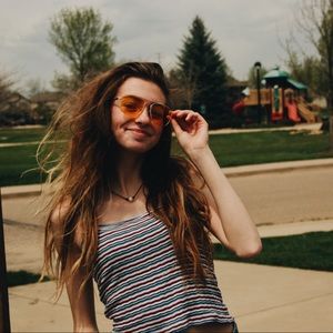 Meet your Posher, Maci